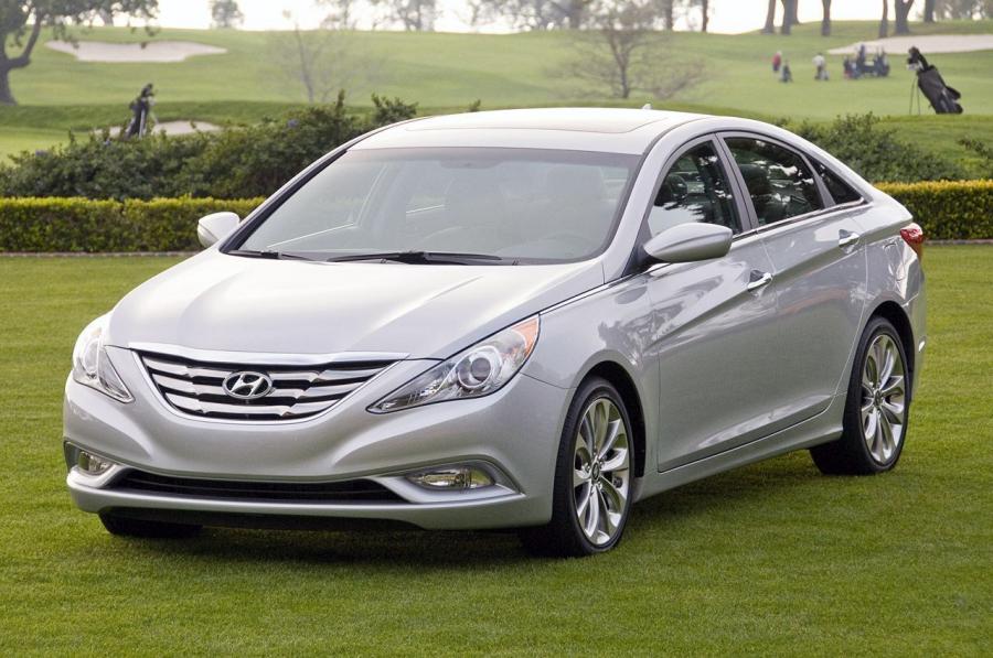  Hyundai Sonata 2011 года  (US) (фото 11 из 85)